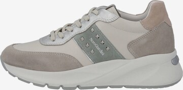 Nero Giardini Sneakers laag 'E409850D' in Beige: voorkant