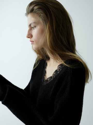 MANGO Pulover 'ENCARNA' | črna barva