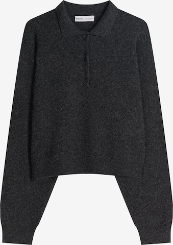 BershkaPulover - siva boja: prednji dio