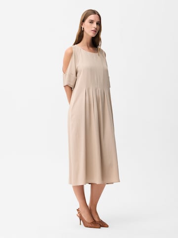 Robe adl en beige