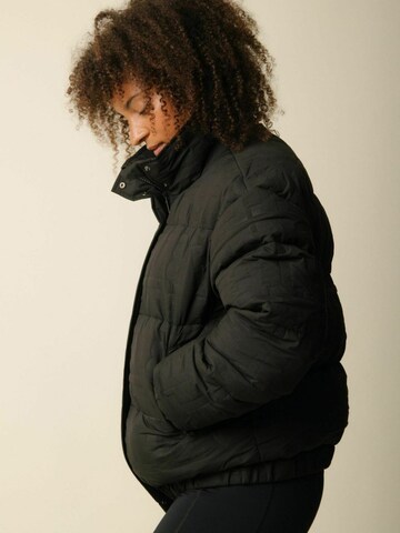 Veste mi-saison ' Cartel x Align ' Copenhagen Cartel en noir