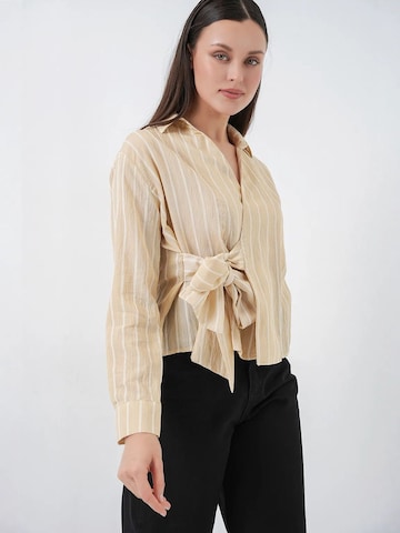 Bigdart Shirt in Beige