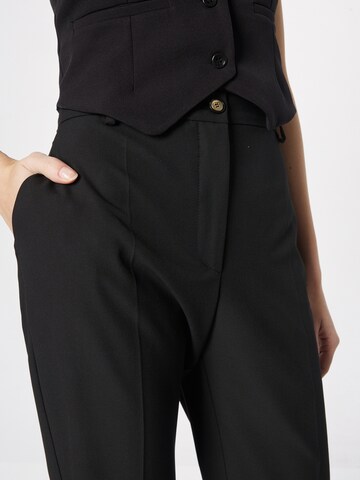 Bootcut Pantalon à plis 'PIA' PINKO en noir