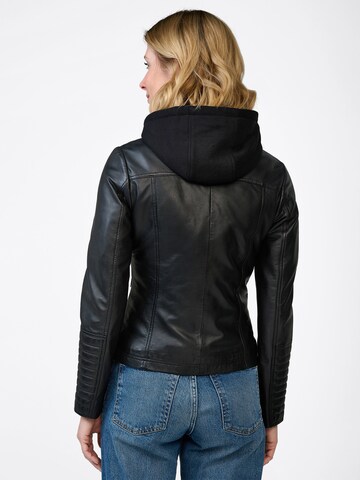 Veste mi-saison 'Rania' RICANO en noir