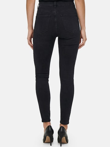 Skinny Jeans 'F136' di Tazzio in nero