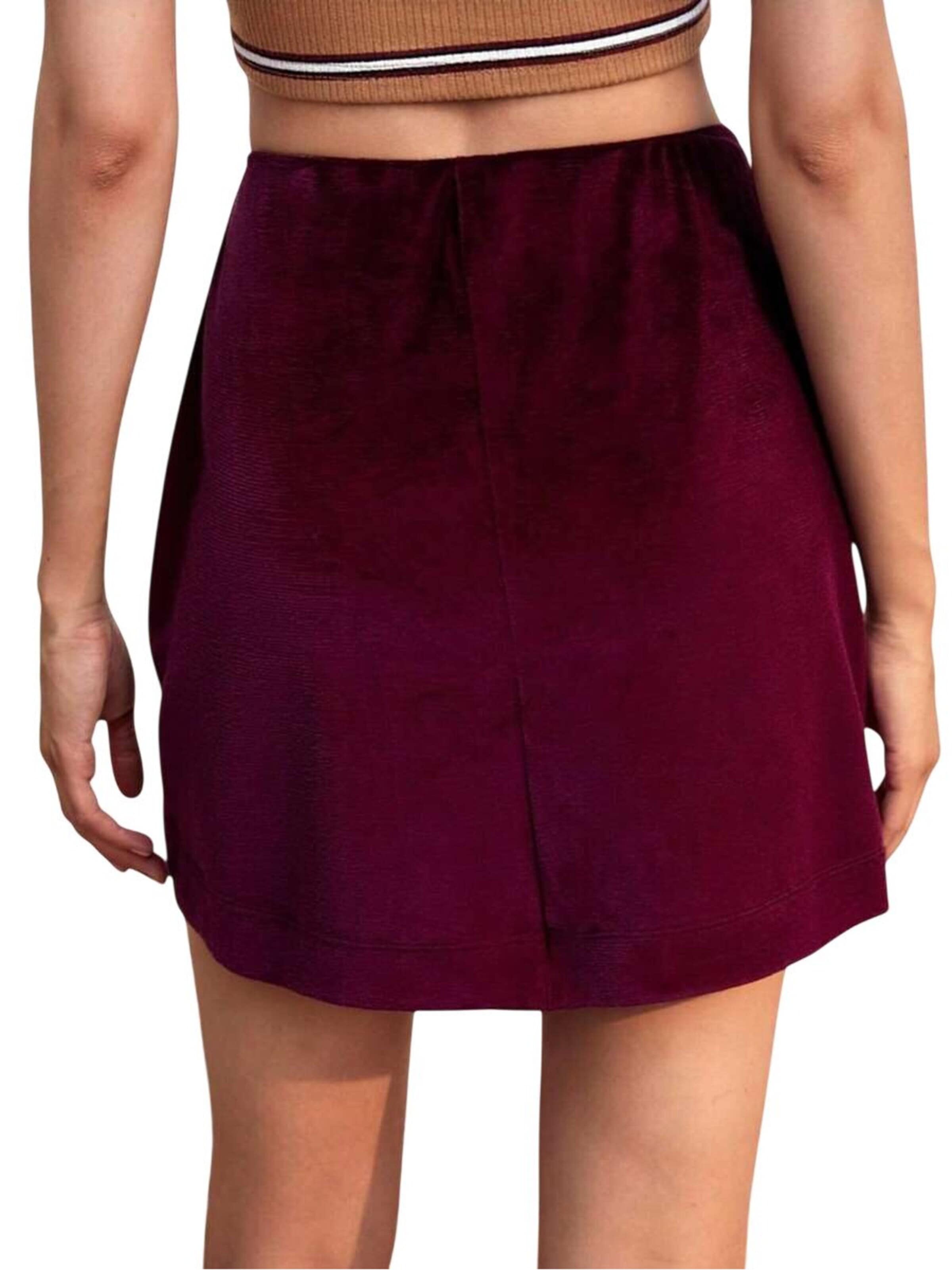 Ocoza Skirt in Red