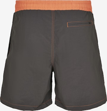 Urban Classics - regular Bermudas en gris