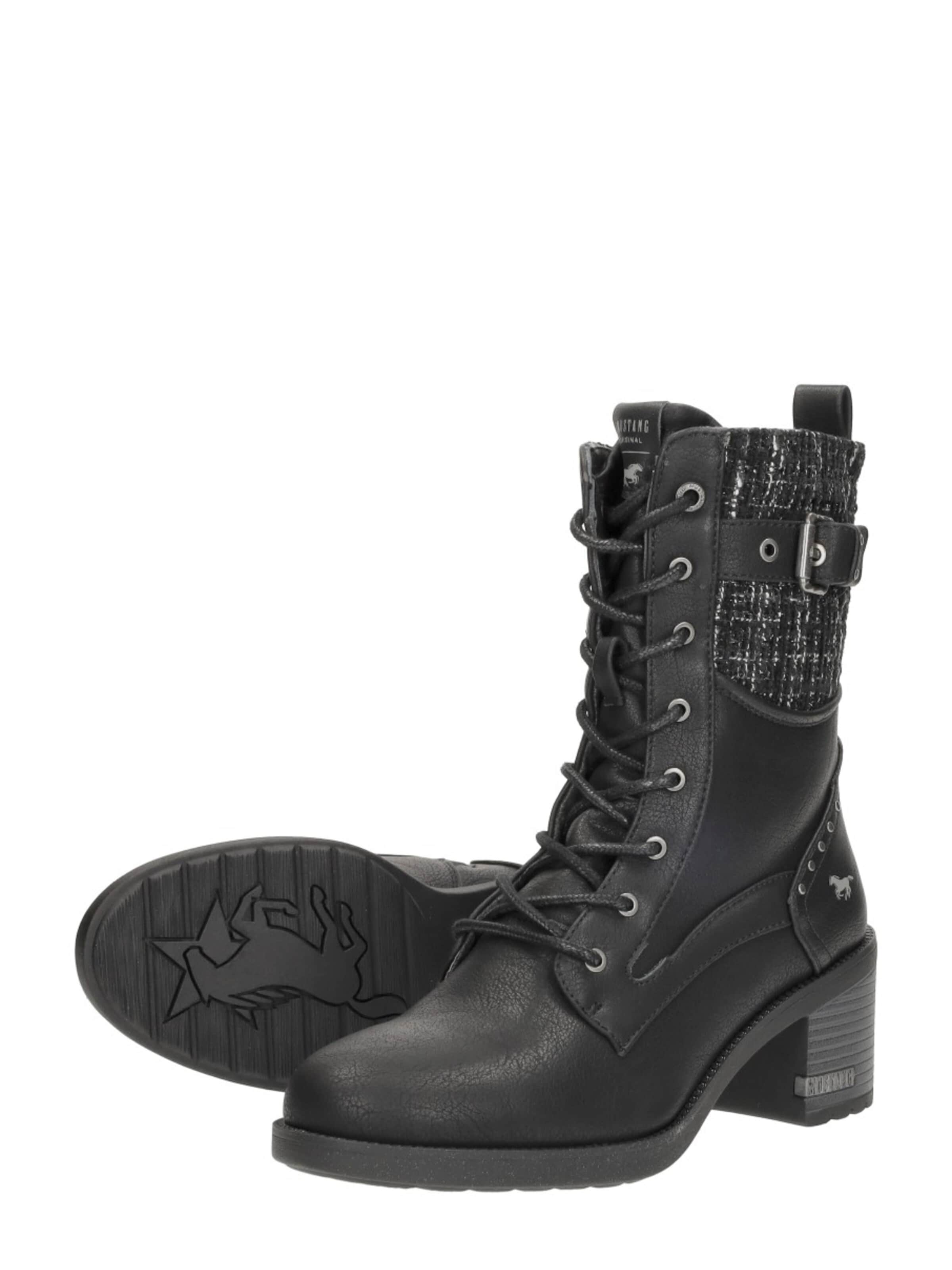 Bottines à lacets 'Hak' MUSTANG en noir
