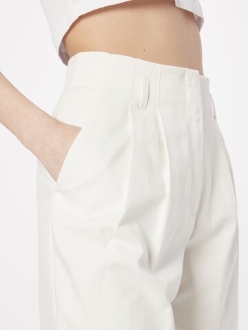 System Action Regular Pleat-Front Pants 'SAILOR' in White