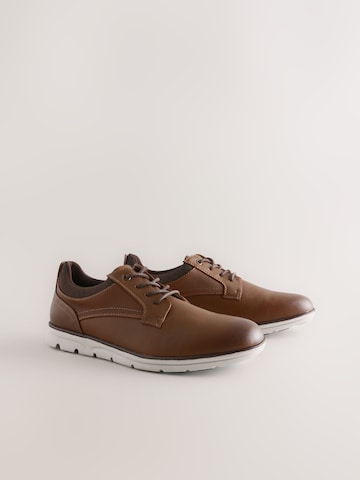 Chaussure à lacets Next en marron