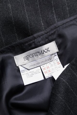 Sportmax Skirt in S in Grey
