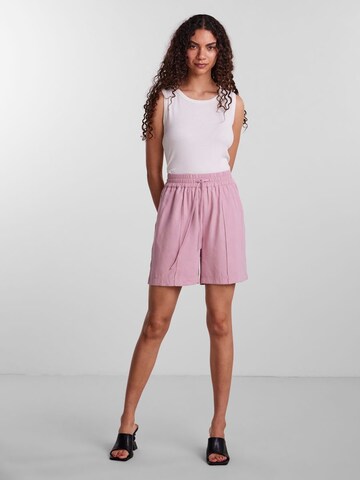 YAS Loosefit Kalhoty se sklady v pase 'Mira' – pink