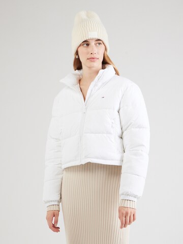 Tommy Jeans Tussenjas 'ESSENTIAL' in Wit: voorkant