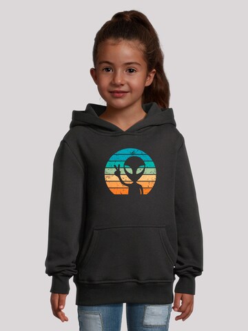 F4NT4STIC Sweatshirt 'Alien Peace Sign Sunset Design' in Zwart: voorkant
