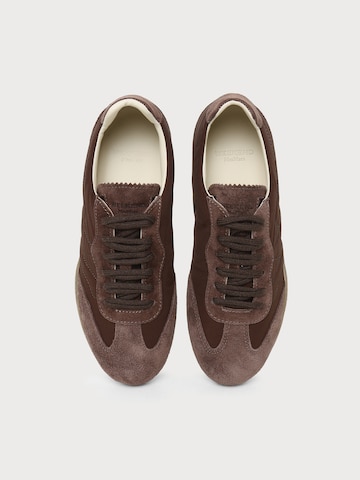 Weekend Max Mara - Sapatilhas baixas 'KALANCIA' em castanho