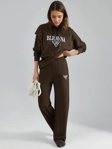 Hiccup Broekpak in Bruin: voorkant