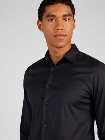 UNITED COLORS OF BENETTON Slim fit Button Up Shirt in Black