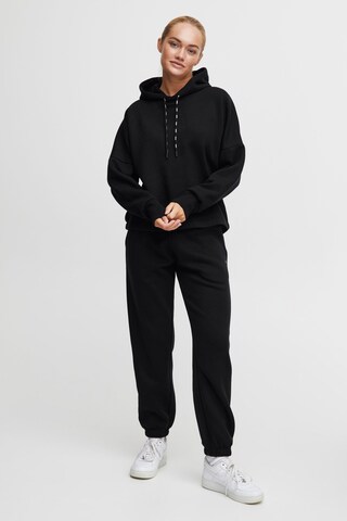 Oxmo Sweatshirt 'Sanni' in Zwart
