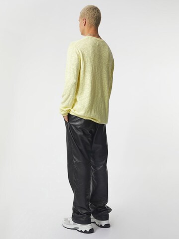 Pull-over 'Janny' Young Poets en jaune