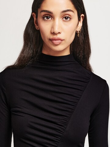 Lezu Платье 'Sandra' в Черный