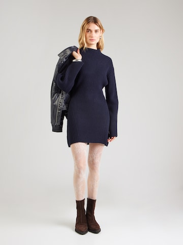 & Other Stories Kleid in Blau: Vorderseite