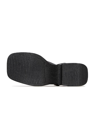 CESARE GASPARI Slingpumps in Schwarz