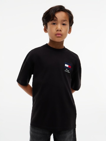 TOMMY HILFIGER T-Shirt in Schwarz: Vorderseite