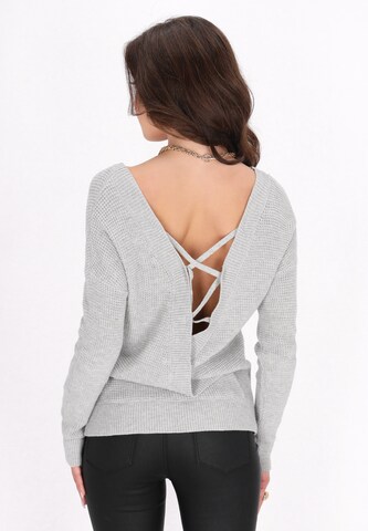 faina - Pullover em cinzento