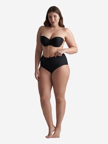Bye Bra Shapingslip 'Low Back Mid Waist Brief' in Zwart