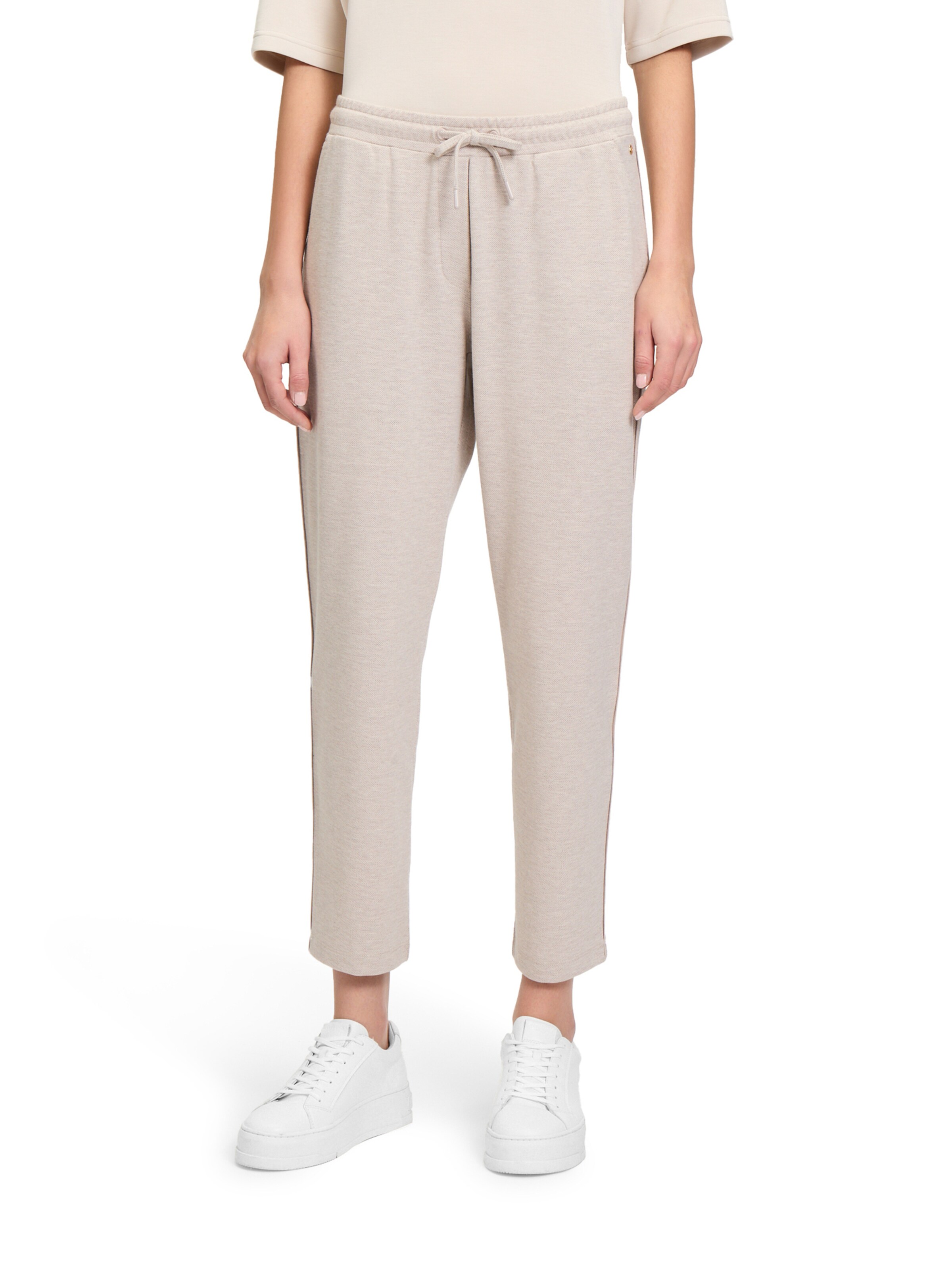 Betty & Co Slim fit Pants in Beige: front