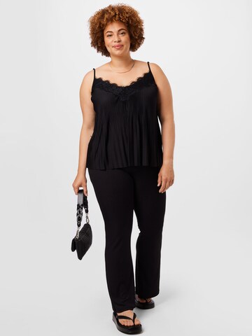 ABOUT YOU Curvy Top 'Bettina' in Black