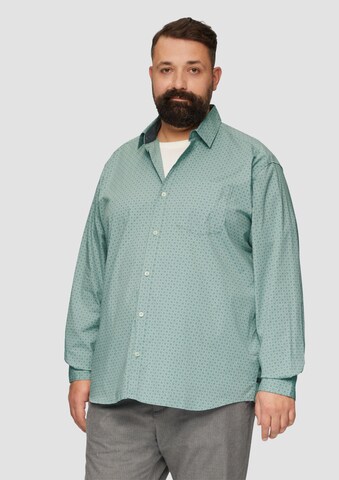 s.Oliver Men Big Sizes Comfort Fit Hemd in Grün: Vorderseite