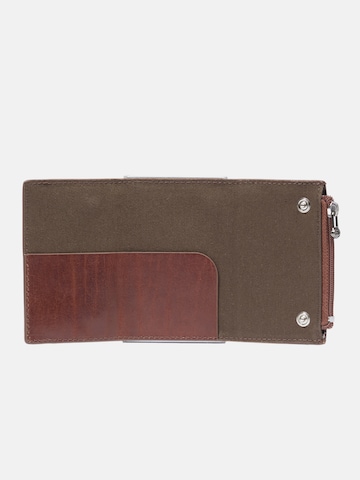 The Bridge Wallet in Brown