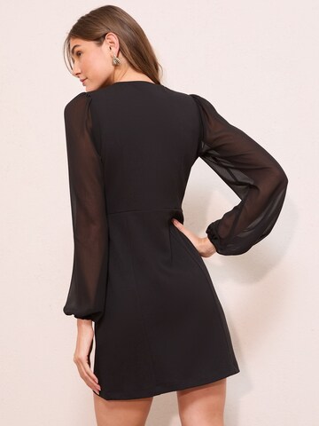 Abito di Friends Like These in nero