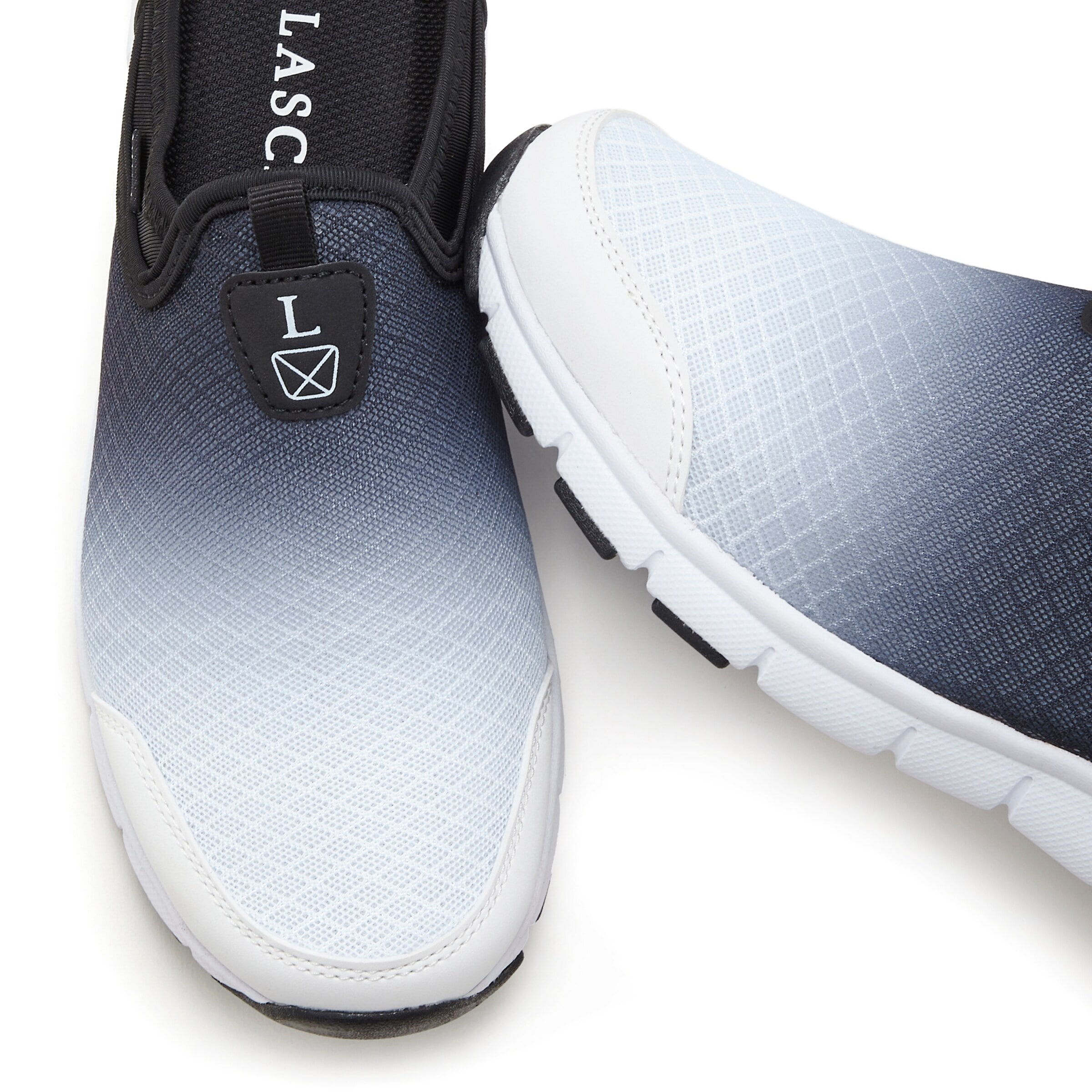 LASCANA Slip-on σε μαύρο