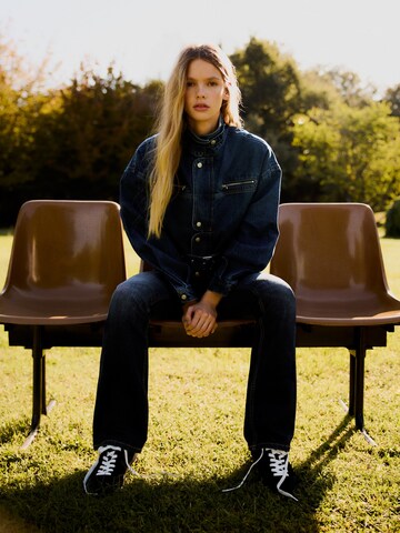 Bershka Between-season jacket in Blue