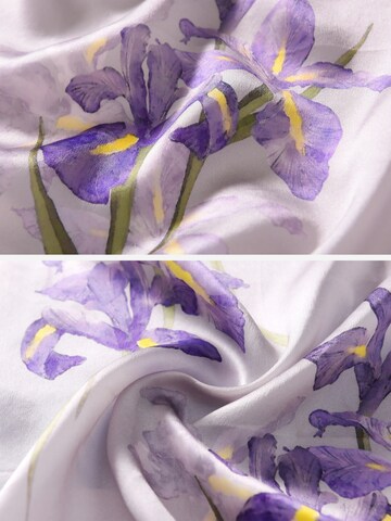 Vivi Idee Scarf 'Irisblüten' in Purple