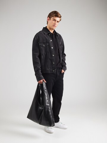 Tricou de la s.Oliver pe negru