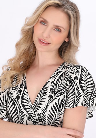 Usha - Vestido em preto