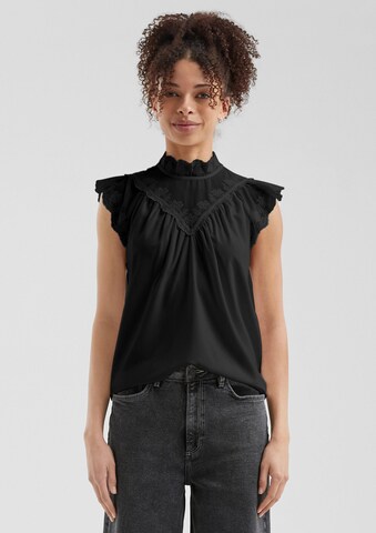 QS Blouse in Zwart: voorkant