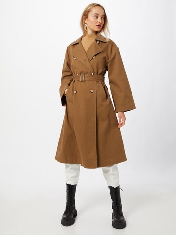 NUÉ NOTES Between-Seasons Coat 'Como' in Brown: front