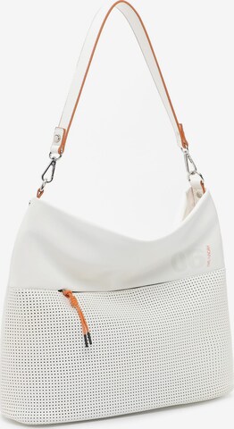 Emily & Noah Pouch 'Year 2006' in White