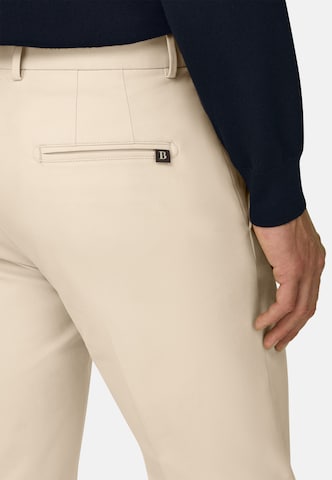 Boggi Milano Slim fit Chino Pants in White