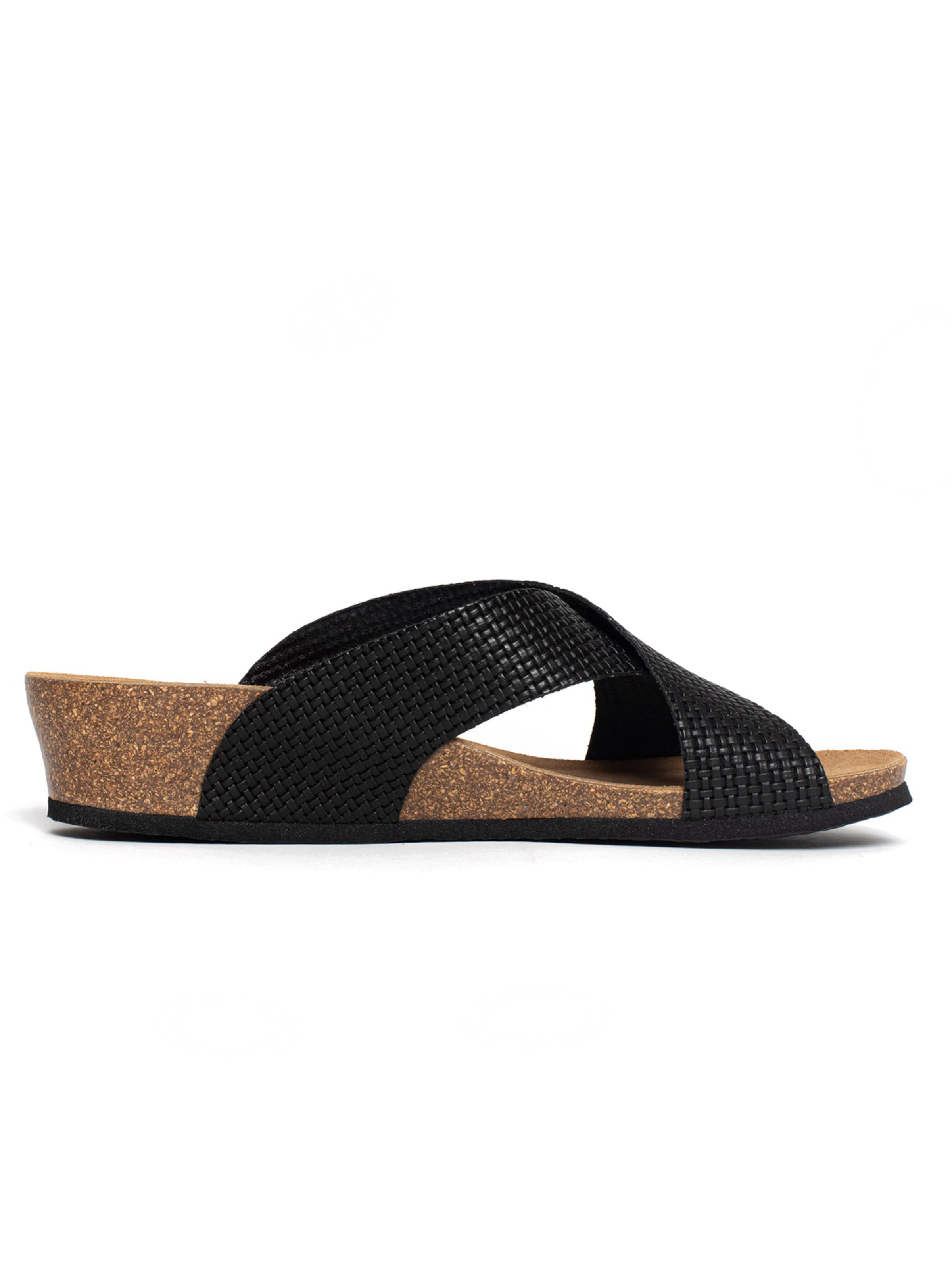 Saboți 'Marta' de la Bayton pe negru