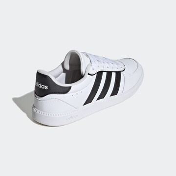 Baskets basses 'Breaknet' ADIDAS SPORTSWEAR en blanc