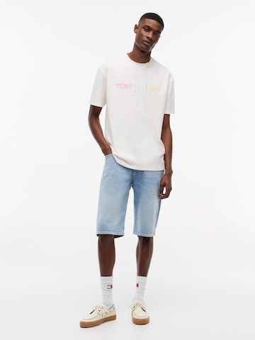 Tommy Jeans Paita 'NEW CLASSICS' värissä valkoinen