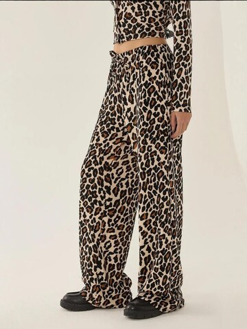 Hiccup Wide Leg Hose in Beige