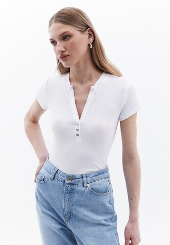 OXXO Shirt in White