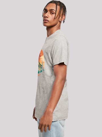 T-Shirt 'Sonnenuntergang Berglandschaft' F4NT4STIC en gris