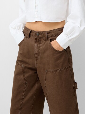 Bershka Loosefit Byxa i brun